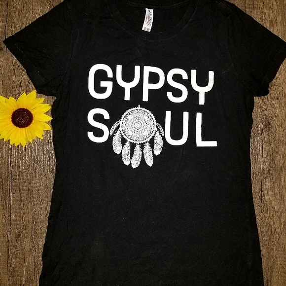 Junior's Gypsy Soul Tee - Picture 1 of 3
